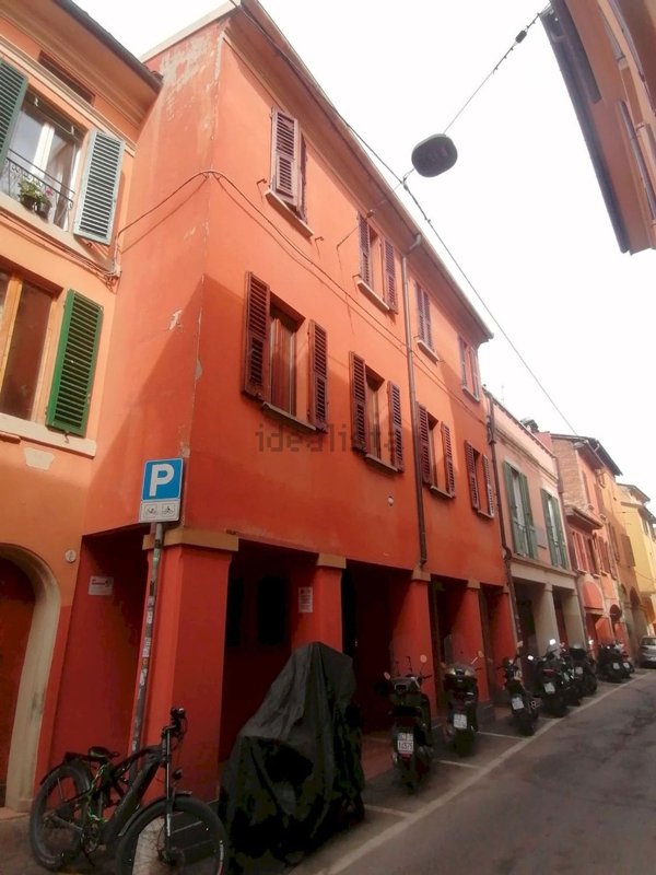 appartamento in affitto a Bologna in zona Santo Stefano