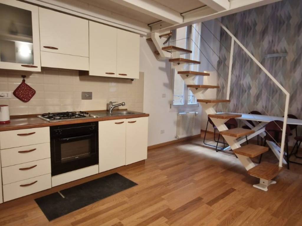 appartamento in affitto a Bologna in zona Santo Stefano