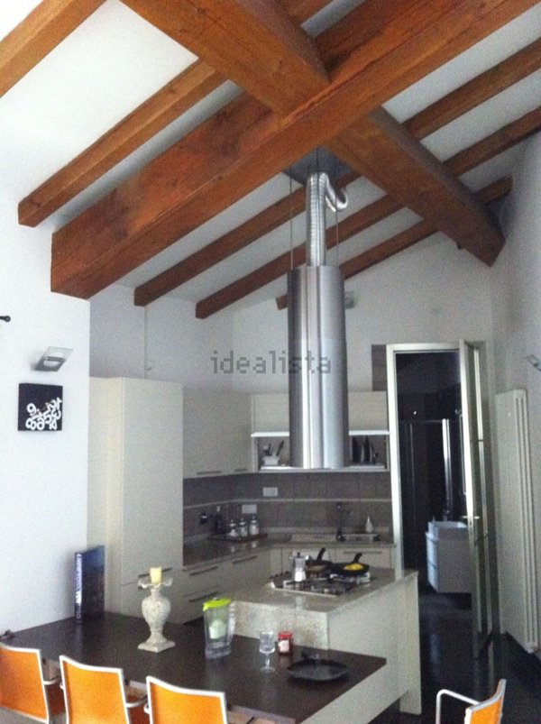 appartamento in affitto a Bologna in zona Santo Stefano