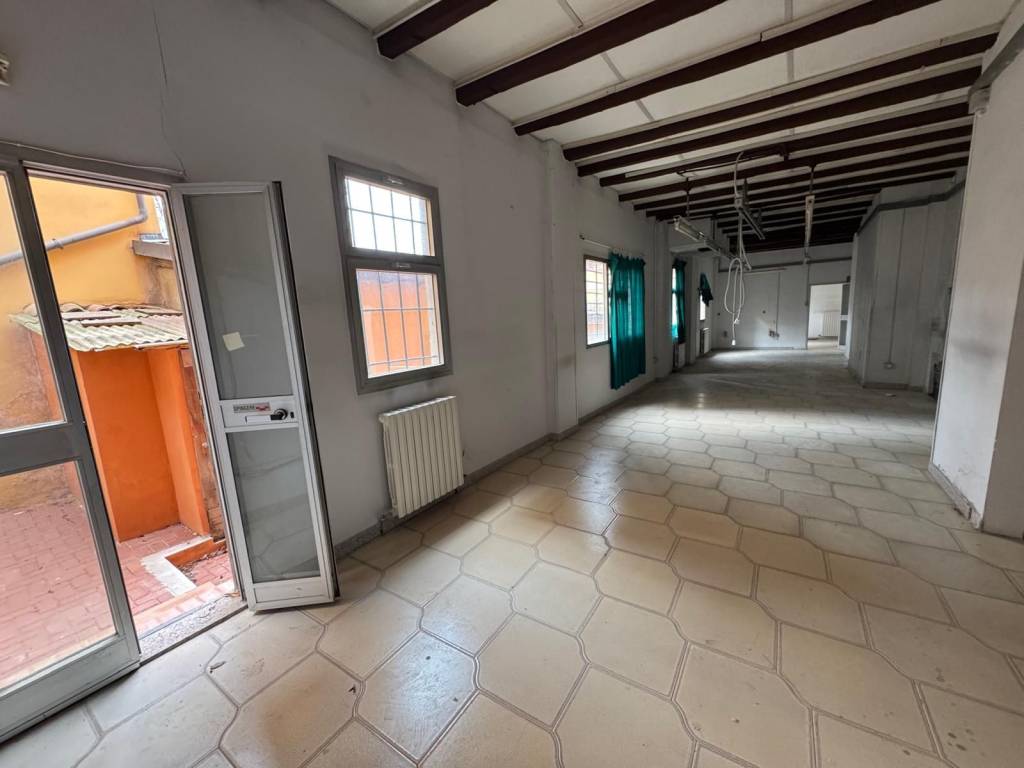 ufficio in affitto a Bologna in zona San Vitale