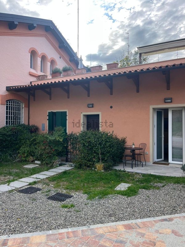 appartamento in affitto a Bologna in zona Saffi