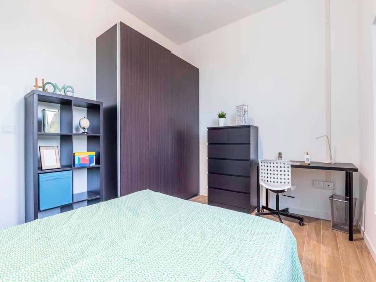 negozio in affitto a Bologna in zona San Vitale