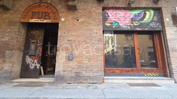 negozio in affitto a Bologna in zona Centro Storico