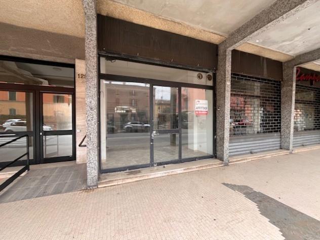 locale commerciale in affitto a Bologna in zona Andrea Costa