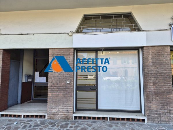 negozio in affitto a Bologna in zona Savena