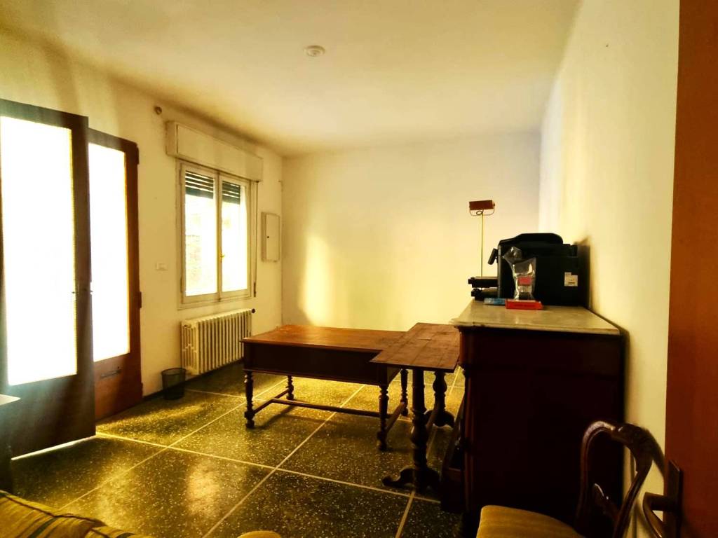 ufficio in affitto a Bologna in zona San Vitale