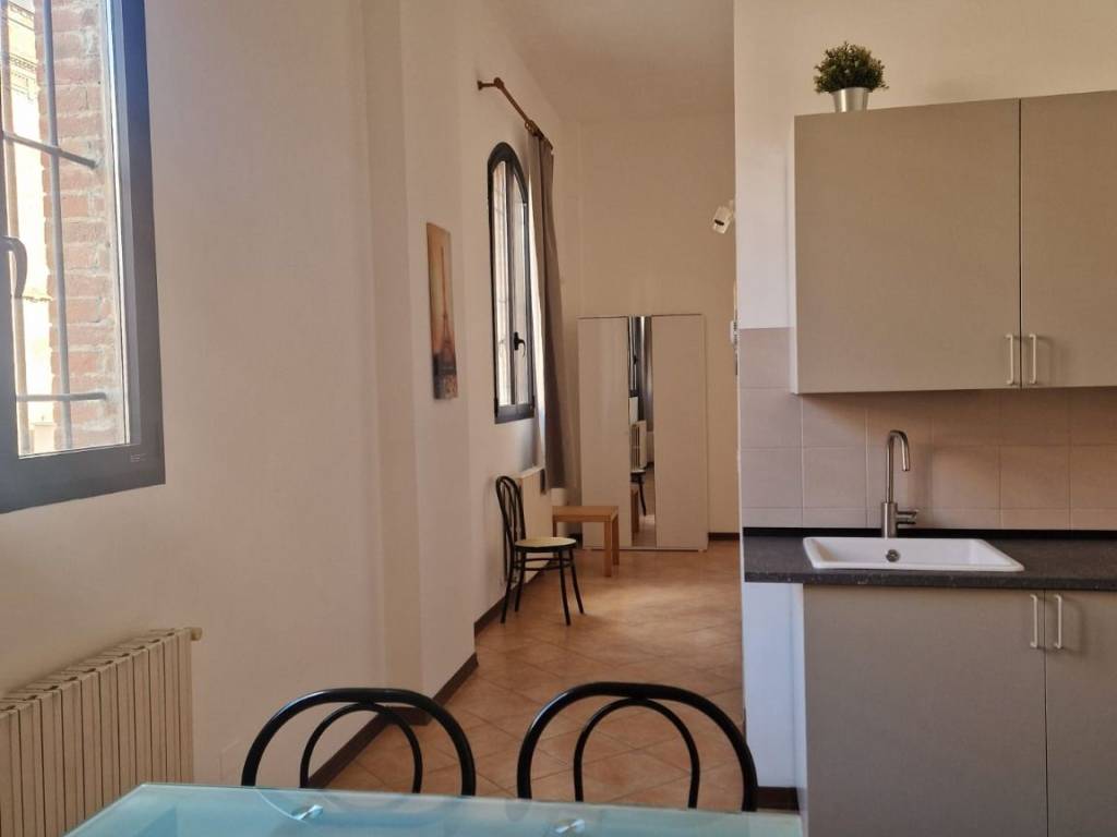 appartamento in affitto a Bologna in zona Saffi