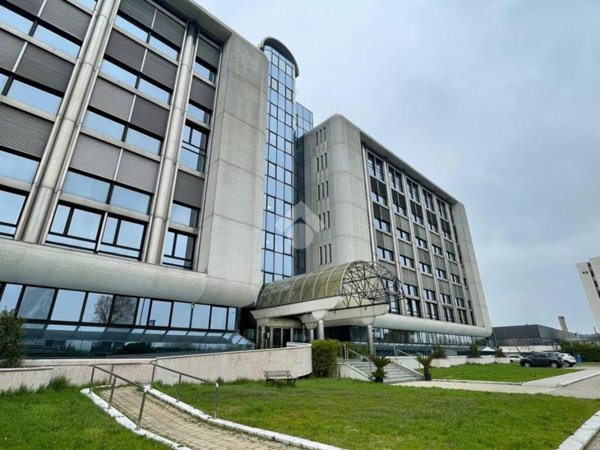 ufficio in affitto a Bologna in zona Savena