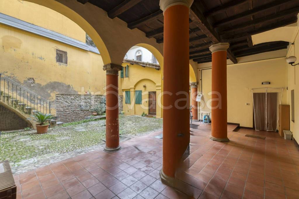 appartamento in affitto a Bologna in zona San Vitale