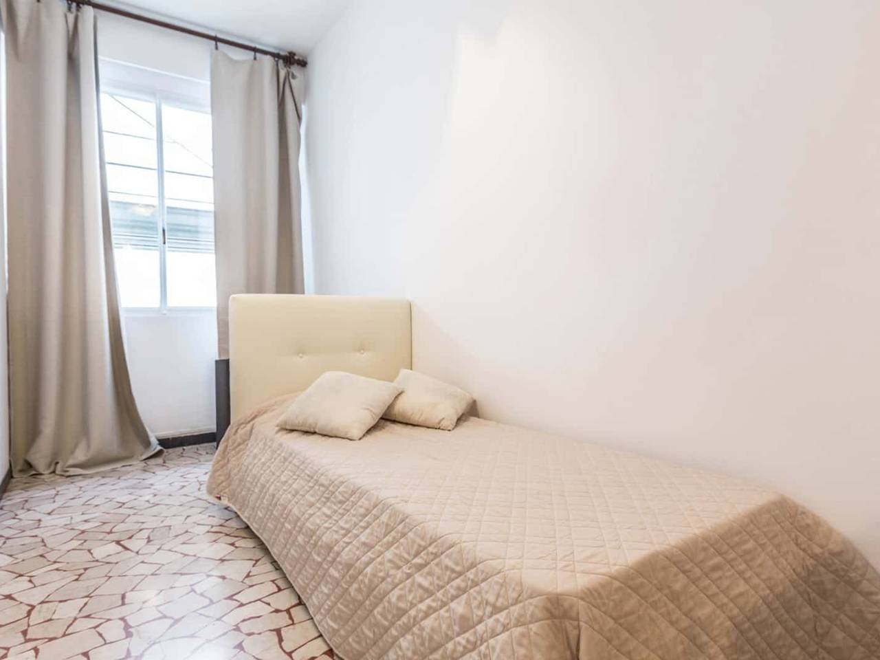 negozio in affitto a Bologna in zona Centro Storico