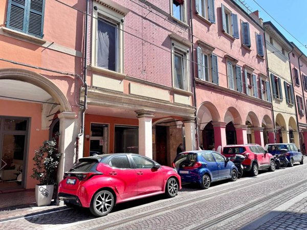 negozio in affitto a Bologna in zona Centro Storico