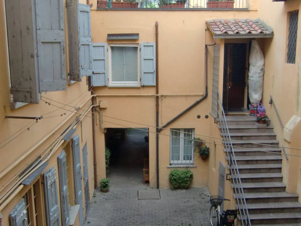 appartamento in affitto a Bologna in zona Santo Stefano