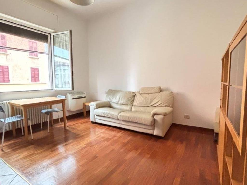 appartamento in affitto a Bologna in zona Saffi