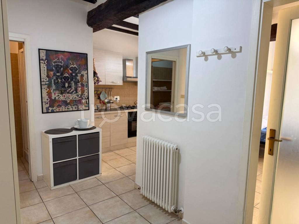 appartamento in affitto a Bologna in zona Santo Stefano