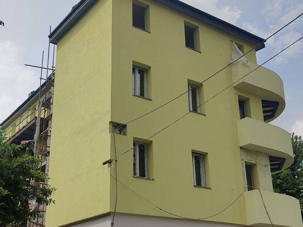 negozio in affitto a Bologna in zona Bolognina