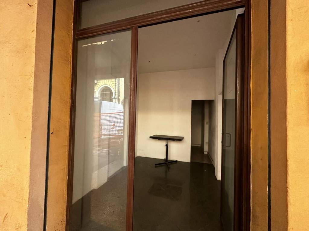 negozio in affitto a Bologna