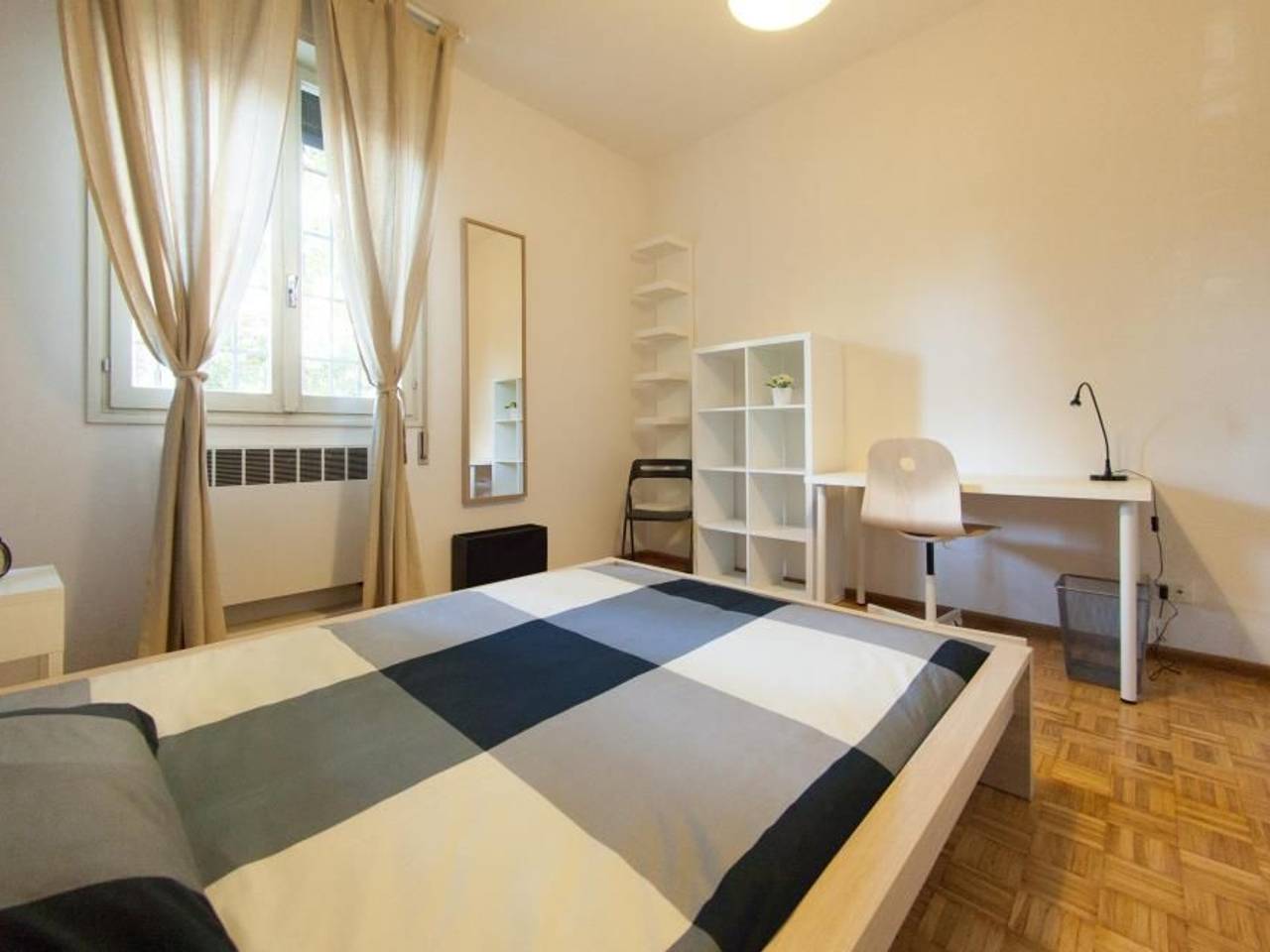 negozio in affitto a Bologna in zona San Vitale