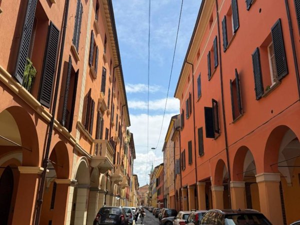 appartamento in affitto a Bologna in zona Santo Stefano