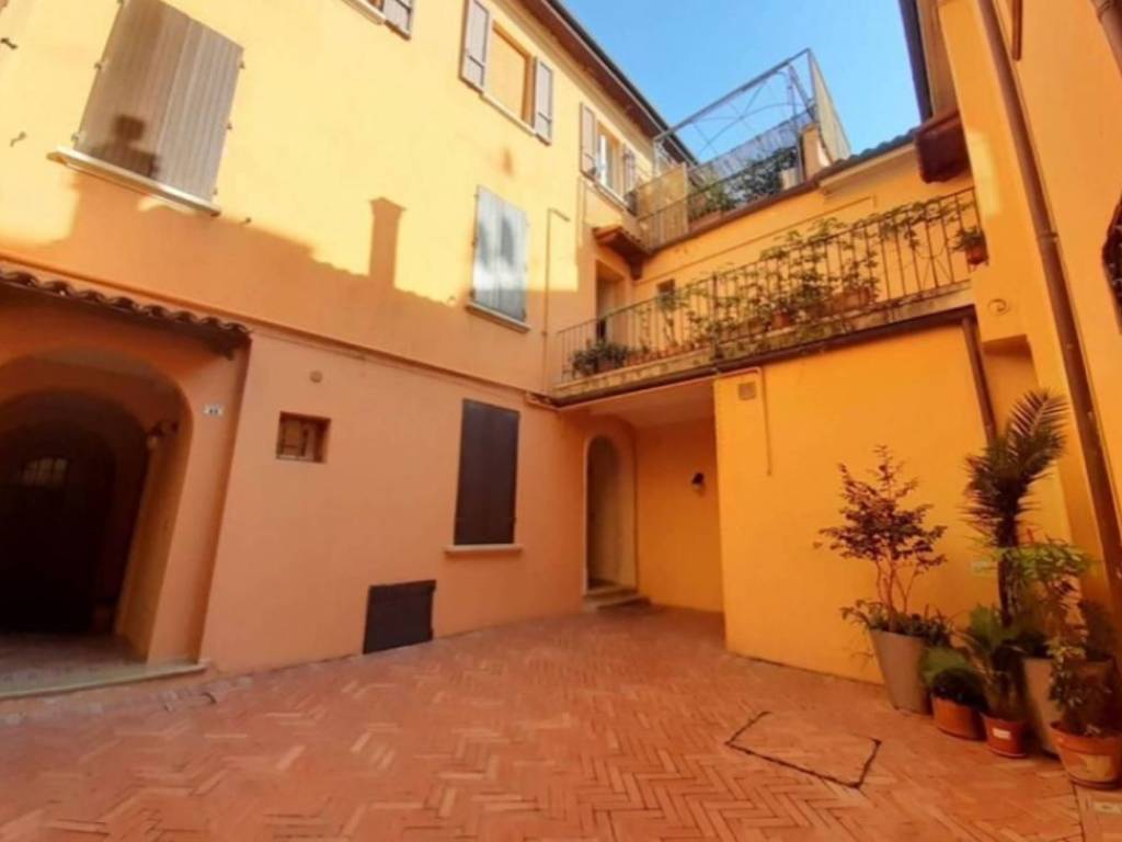 appartamento in affitto a Bologna in zona Centro Storico