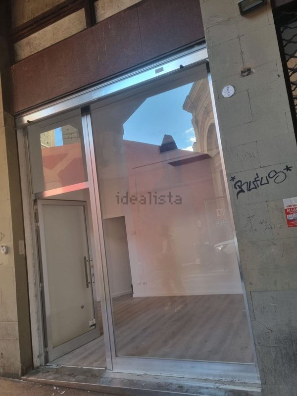 locale commerciale in affitto a Bologna in zona Centro Storico