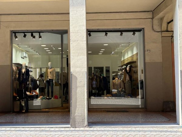 negozio in affitto a Bologna