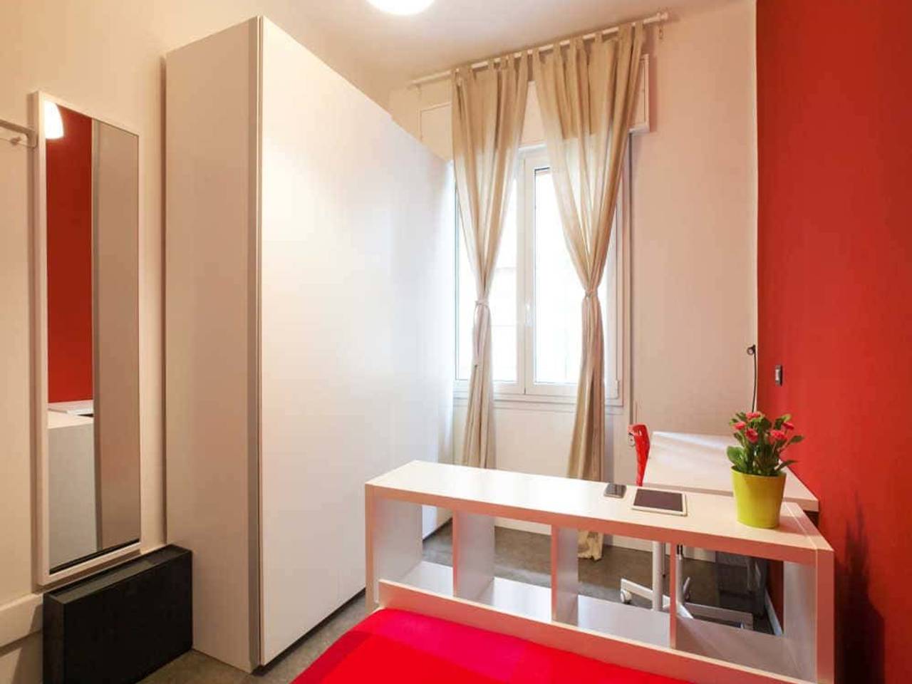 negozio in affitto a Bologna in zona Centro Storico