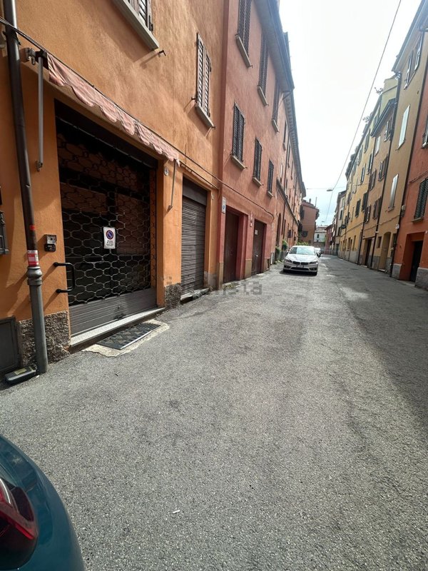 ufficio in affitto a Bologna in zona Santo Stefano