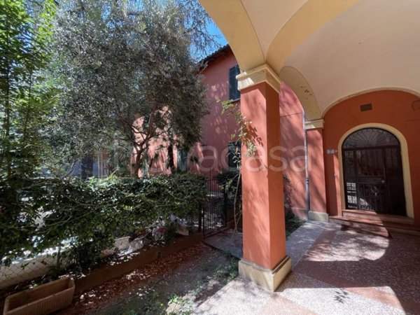 appartamento in affitto a Bologna in zona Saragozza