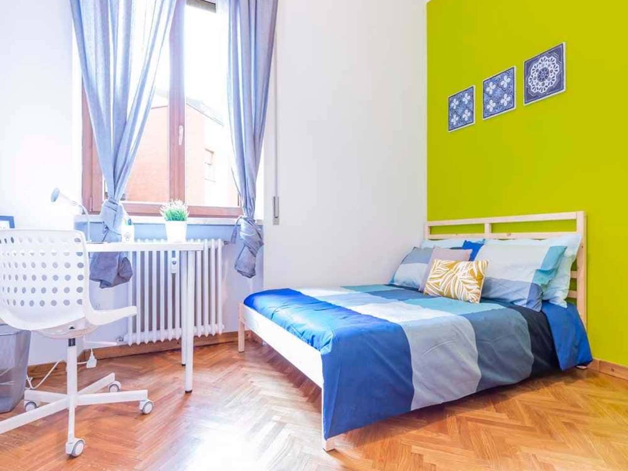 negozio in affitto a Bologna in zona Centro Storico