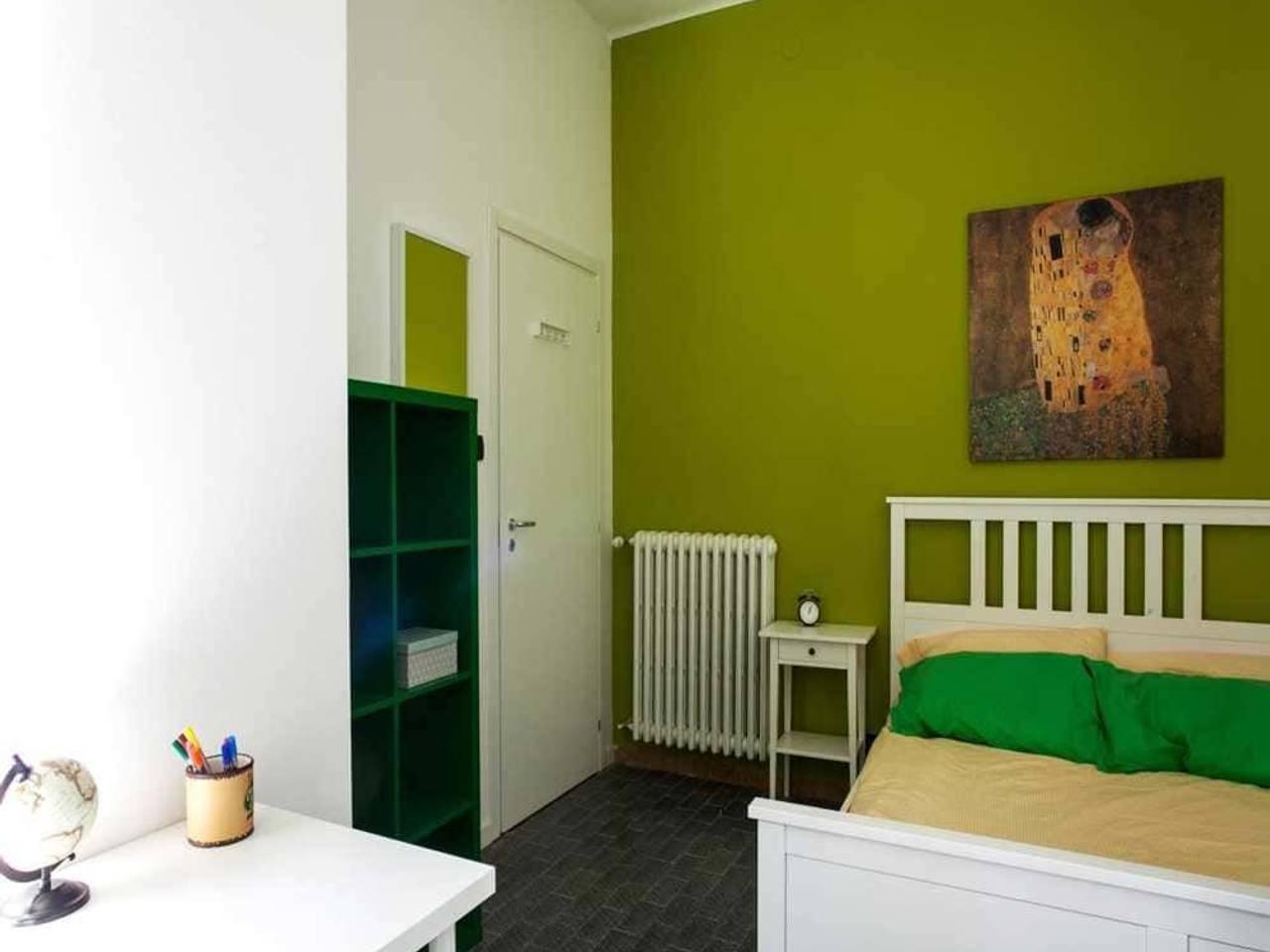 negozio in affitto a Bologna in zona Centro Storico