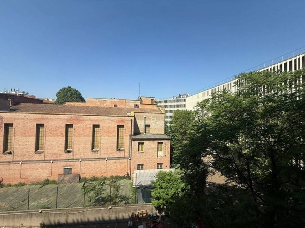 ufficio in affitto a Bologna in zona Quartiere Porto