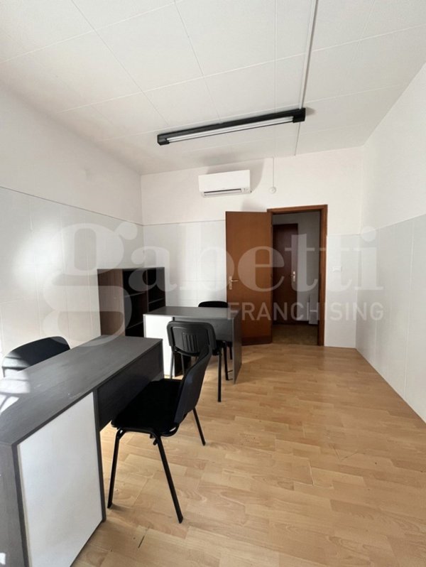 ufficio in affitto a Bologna in zona Saffi