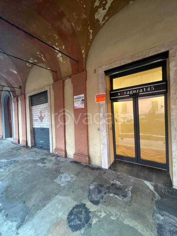 negozio in affitto a Bologna in zona Saragozza