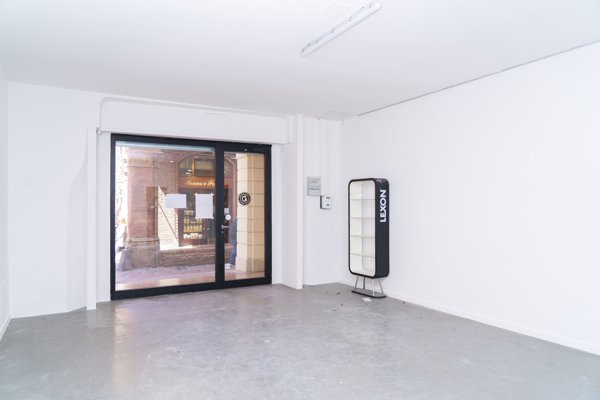 negozio in affitto a Bologna in zona Centro Storico