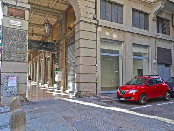negozio in affitto a Bologna in zona Centro Storico