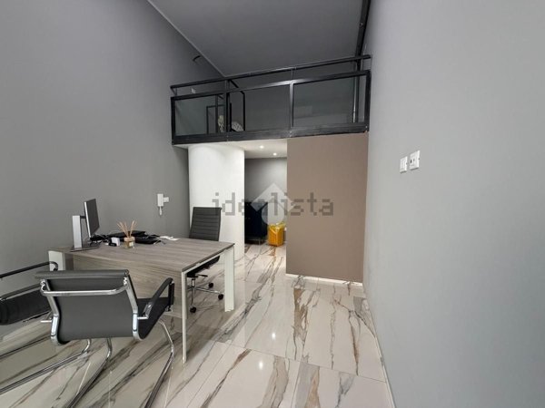 negozio in affitto a Bologna