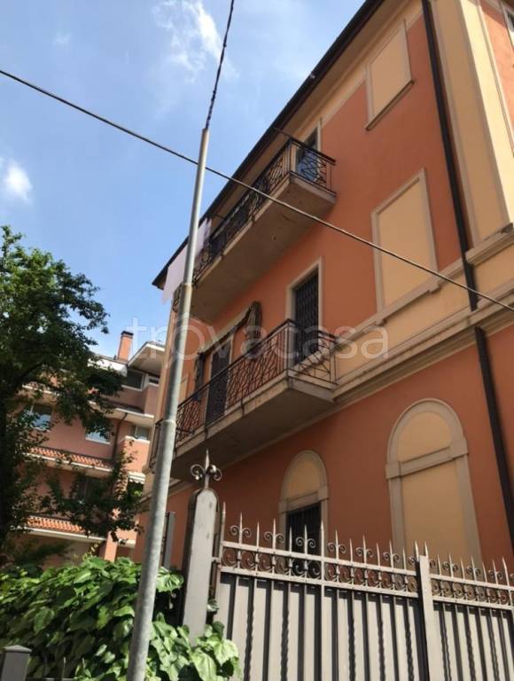 appartamento in affitto a Bologna in zona Saragozza