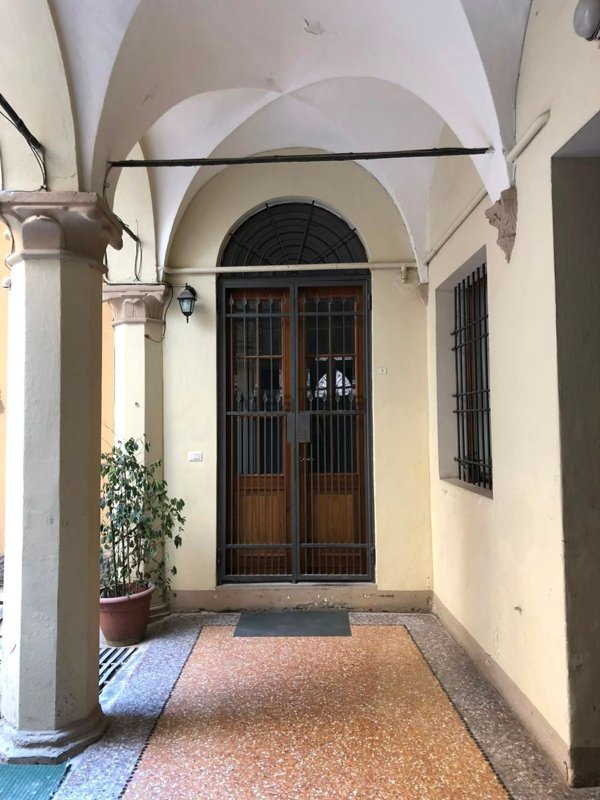 appartamento in affitto a Bologna in zona Santo Stefano