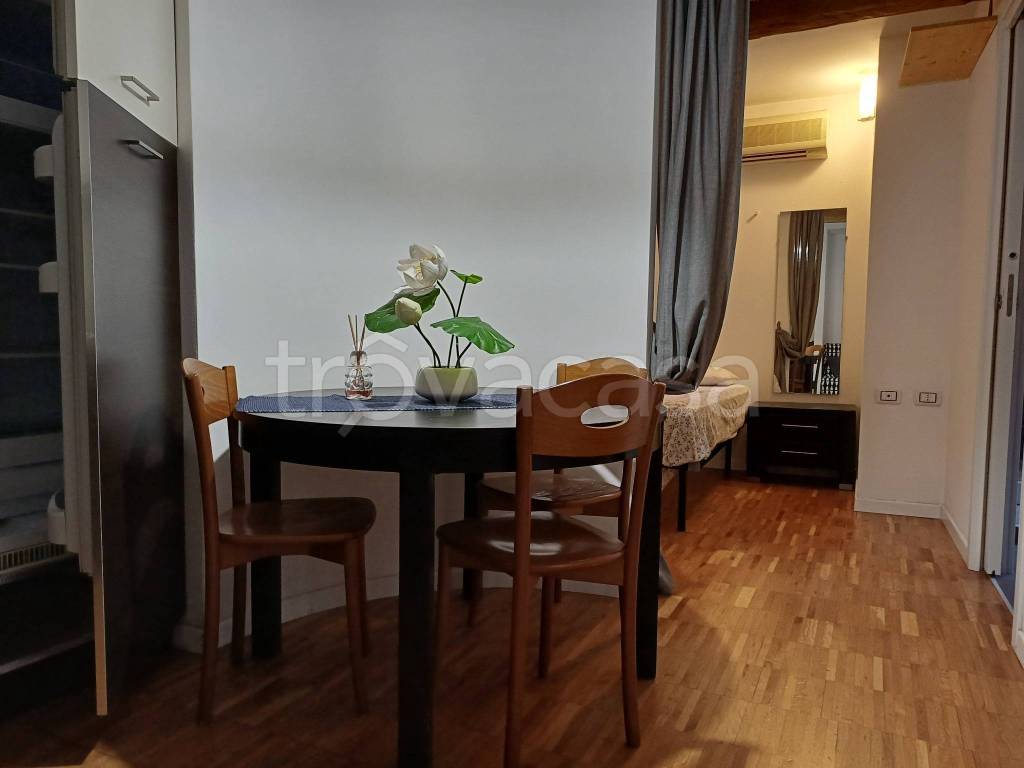 appartamento in affitto a Bologna in zona Saragozza