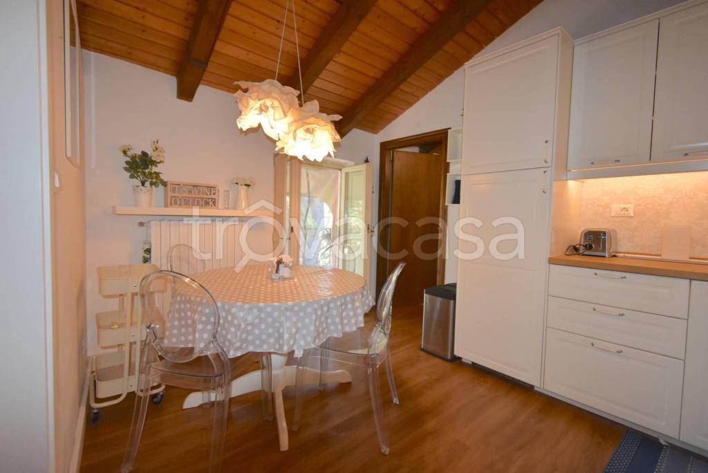 appartamento in affitto a Bologna in zona Santo Stefano