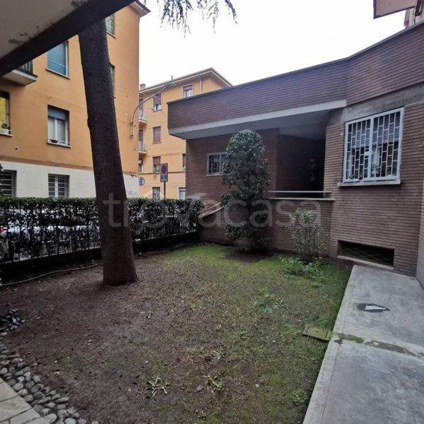 appartamento in affitto a Bologna in zona Andrea Costa