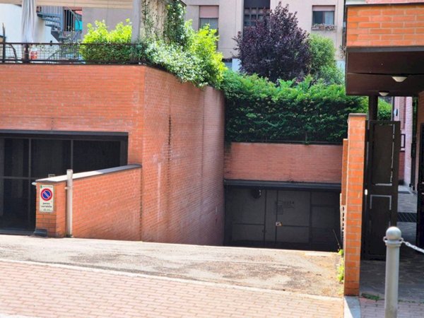 ufficio in affitto a Bologna in zona Saffi