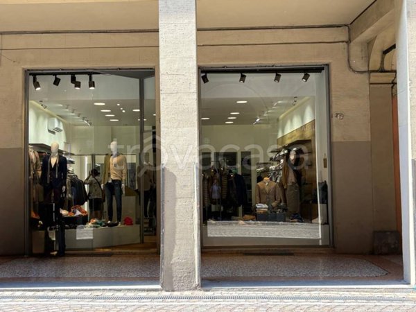 negozio in affitto a Bologna