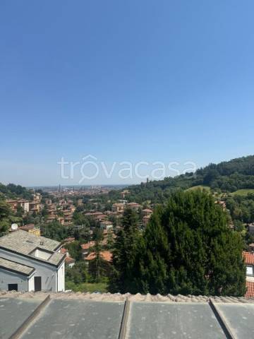 appartamento in affitto a Bologna in zona Colli