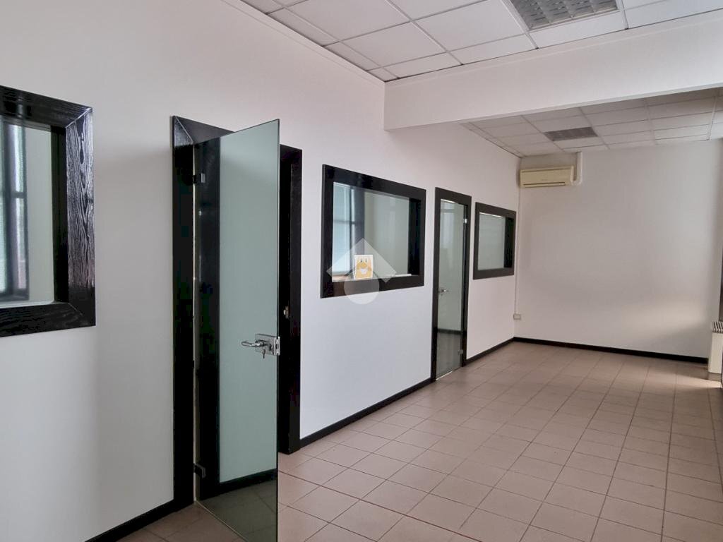 ufficio in affitto a Bologna in zona Borgo Panigale