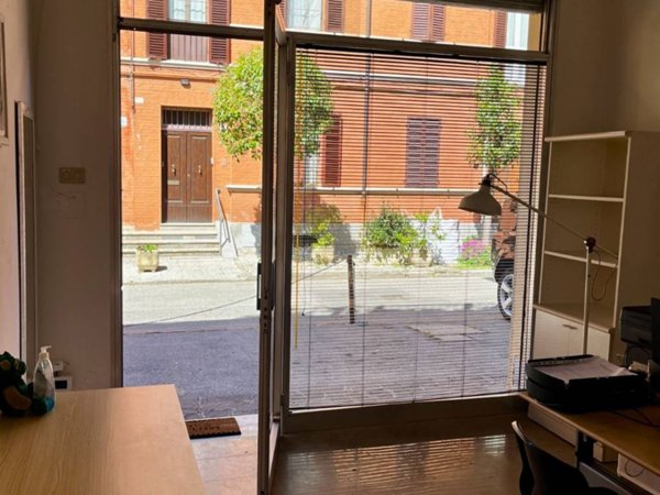 negozio in affitto a Bologna in zona Savena