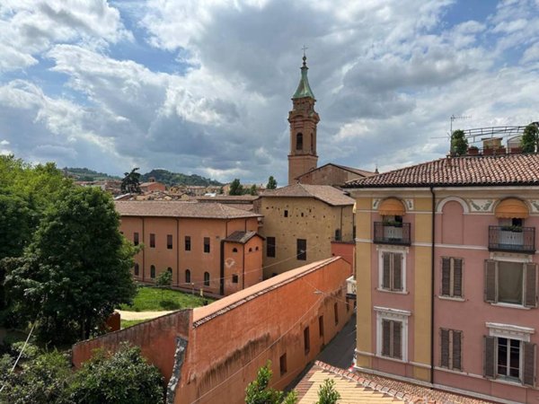 appartamento in affitto a Bologna in zona Santo Stefano