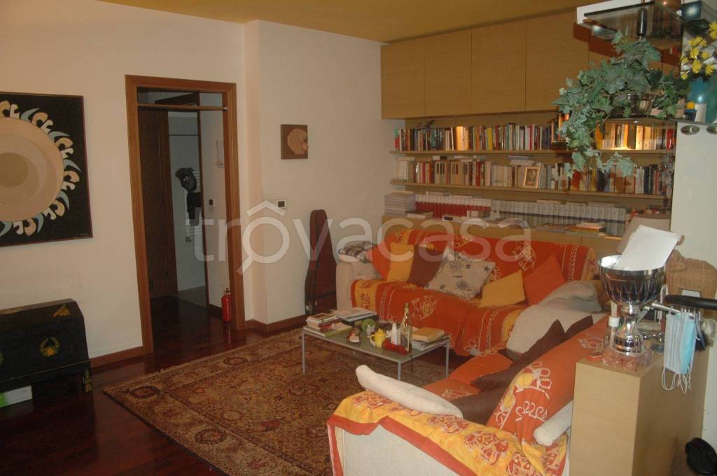 appartamento in affitto a Bologna in zona San Vitale