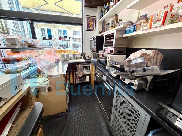 negozio in affitto a Bologna in zona Bolognina