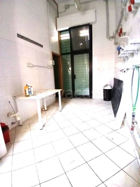 negozio in affitto a Bologna in zona Borgo Panigale